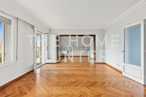 Квартира 261 м² в Барселоне