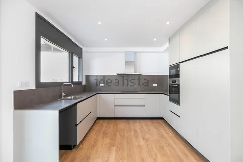 Casa 344 m² a Tiana