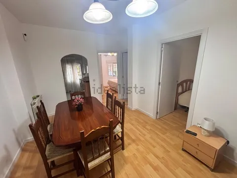 Habitació de lloguer, Madrid (3/4)