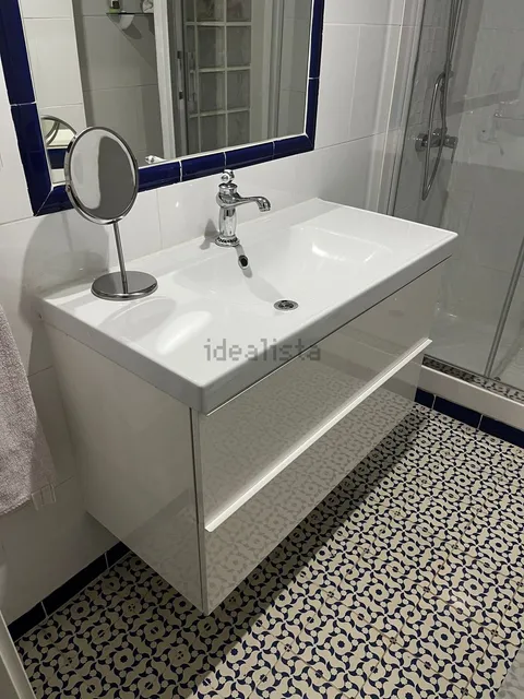 Stanza in affitto, Siviglia (3/4)