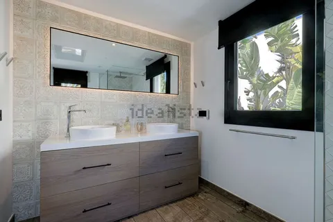 Haus 350 m² in Marbella