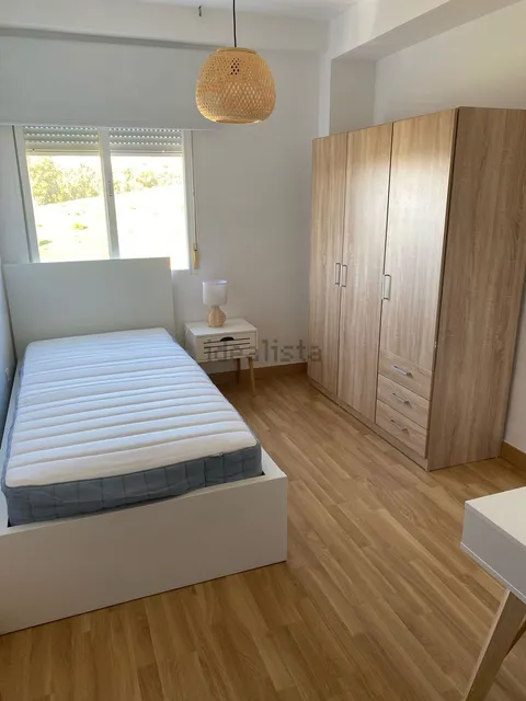 Habitació de lloguer, Camas