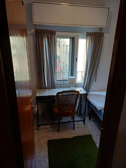 Habitació de lloguer, l'Hospitalet de Llobregat (4/11)