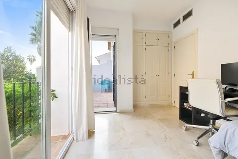 Casa de 141 m² a Estepona