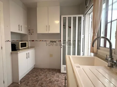 Casa de 100 m² a Oriola