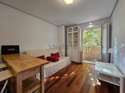 Wohnung 46 m² in Madrid (2/26)