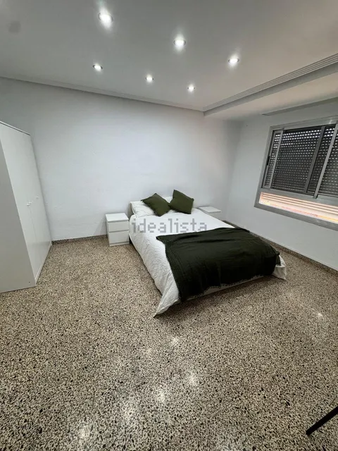 Habitació de lloguer, Llíria