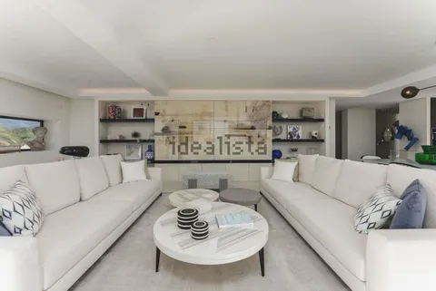 Haus 350 m² in Marbella
