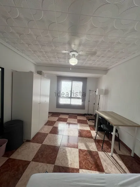 Habitació de lloguer, Manises
