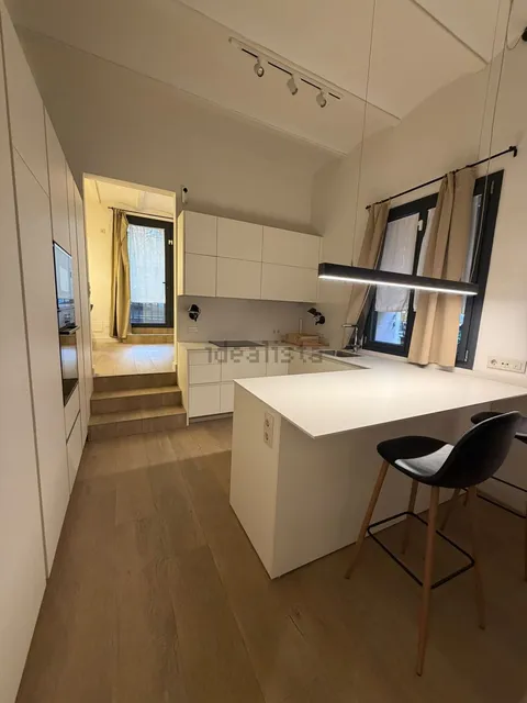 Квартира 72 м² у Барселоні (2/7)