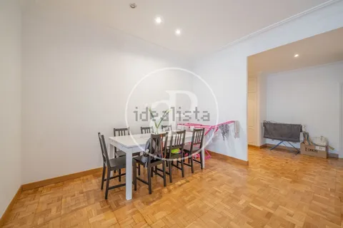 Wohnung 213 m² in Madrid