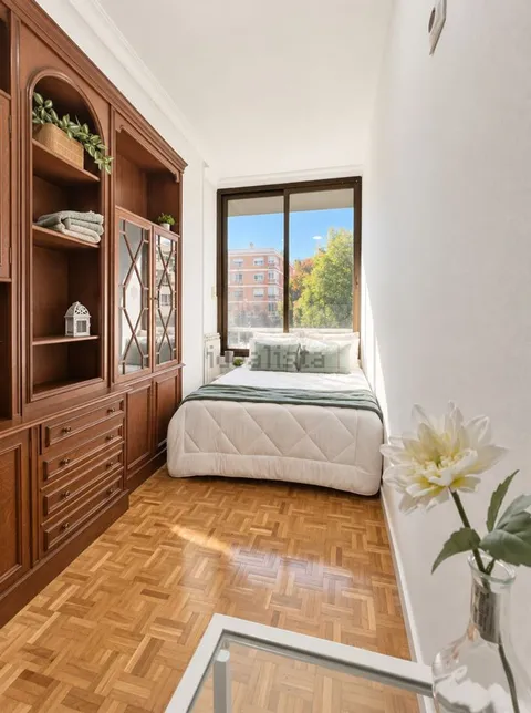 Room for rent, Madrid