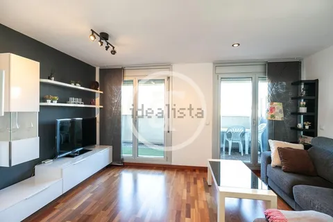 Piso de 80 m² en Sant Adrià de Besòs (2/31)