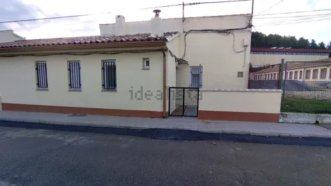 Casa de 81 m² en Montalbán