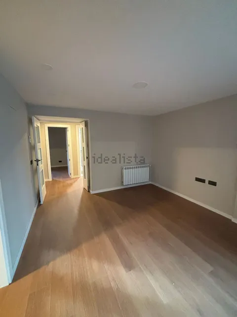 Квартира 100 м² в Мадриде