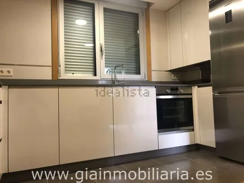 Pis de 60 m² a O Porriño (2/25)