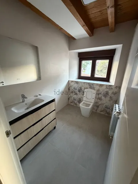 Piso de 115 m² en Espinosa de los Monteros (2/17)