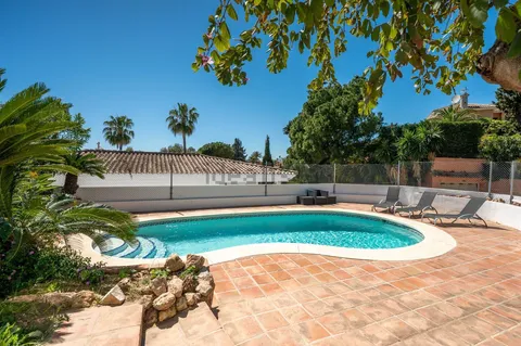 Haus 450 m² in Benalmádena (2/38)