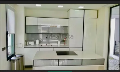Casa de 300 m² a Estepona
