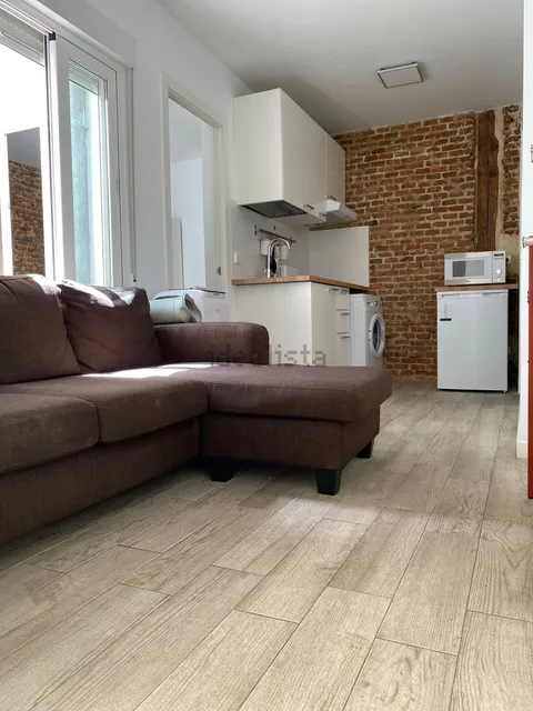 Flat 35 m² in Madrid (3/22)