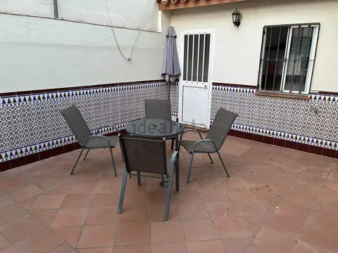 Casa de 138 m² a Gines
