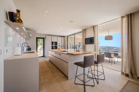 House 482 m² in Andratx
