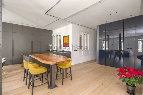 Appartamento 238 m² a Madrid