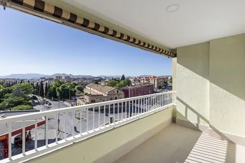 Pis de 84 m² a Granada