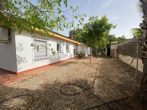 Casa de 190 m² a Oriola