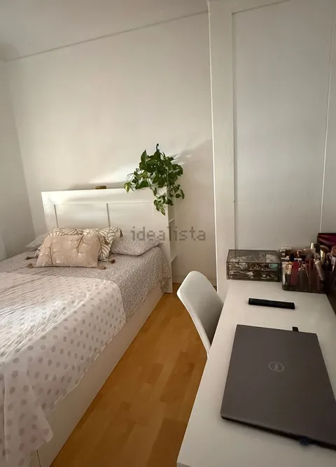 Habitació de lloguer, Barcelona (2/9)