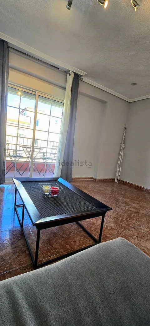 Pis de 70 m² a Còrdova