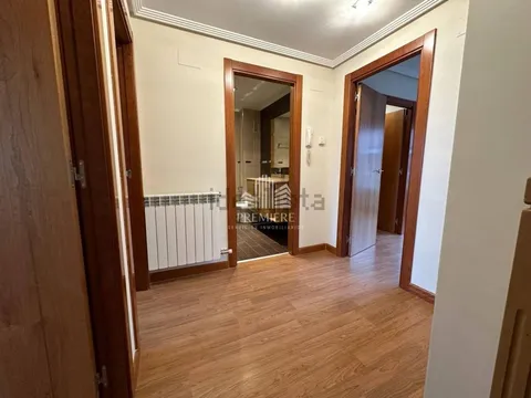 Casa 222 m² a Villares de la Reina