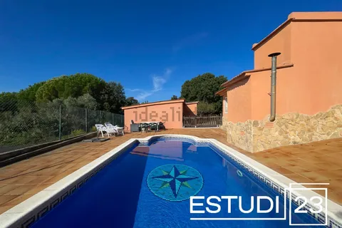 Maison 110 m² à Sant Iscle de Vallalta (2/40)
