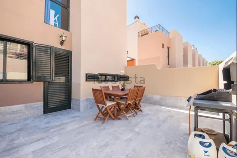 Haus 250 m² in Adeje