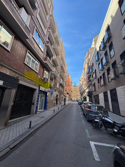 Habitació de lloguer, Madrid