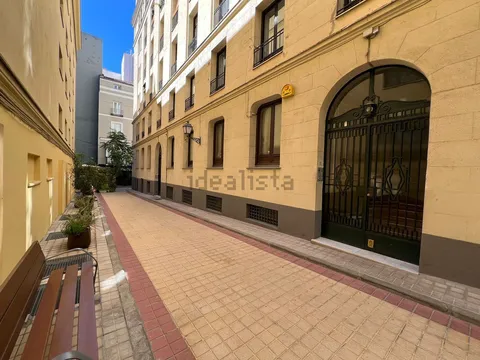 Wohnung 95 m² in Madrid