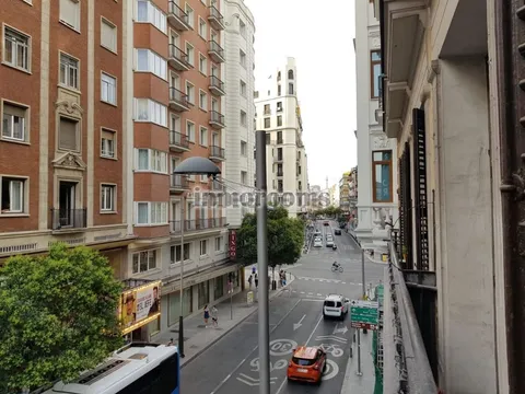 Кімната в оренду, Madrid