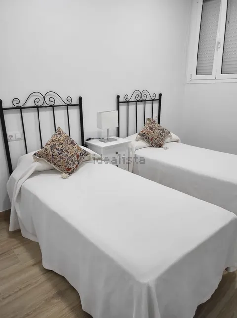 Piso de 80 m² en Cádiz