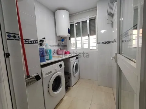 Pis de 210 m² a Dos Hermanas