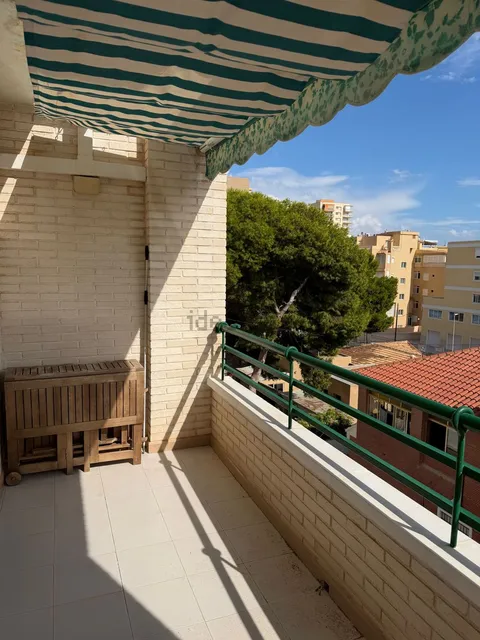 Pis de 85 m² a el Campello (2/25)