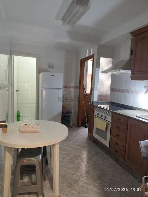 Quarto para alugar, Utiel