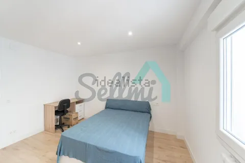 Pis de 104 m² a Oviedo