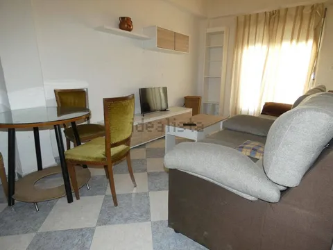 Piso de 100 m² en Granada