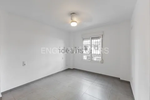 Pis de 77 m² a València