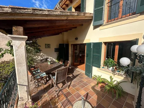 Будинок 254 м² у Puigpunyent