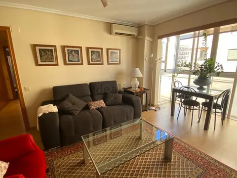 Pis de 75 m² a València