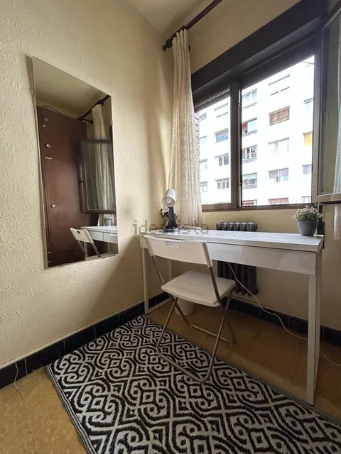 Habitació de lloguer, Saragossa (3/3)