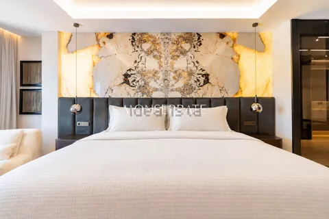 Wohnung 246 m² in Valencia