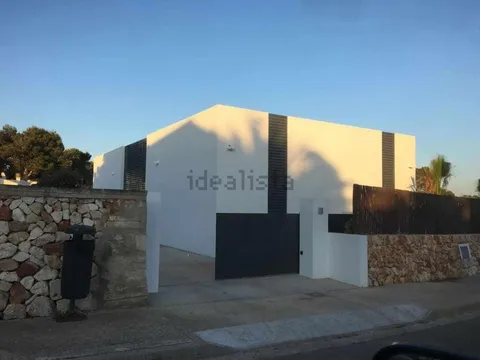 Pis de 500 m² a Almeria