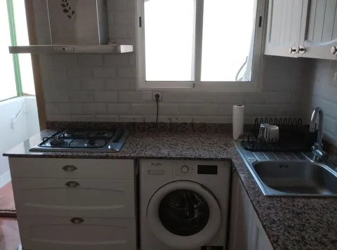 Комната в аренду, Sax